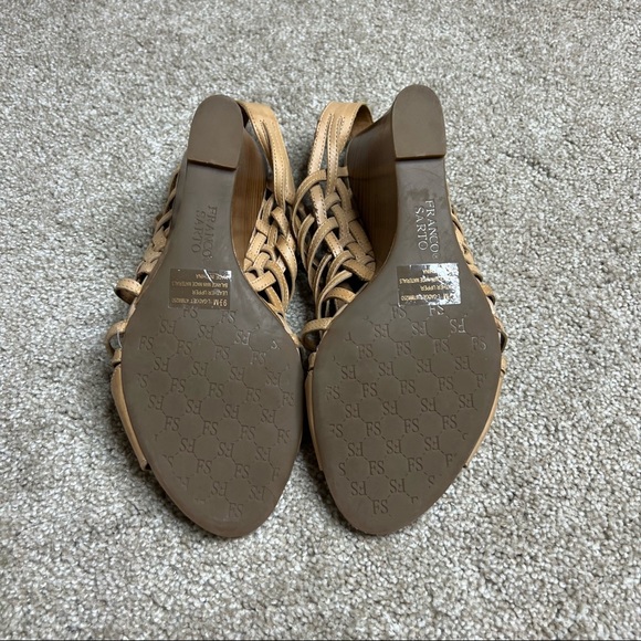 NWOT Franco Sarto Tan Leather Wedge Sandals - Picture 3 of 4